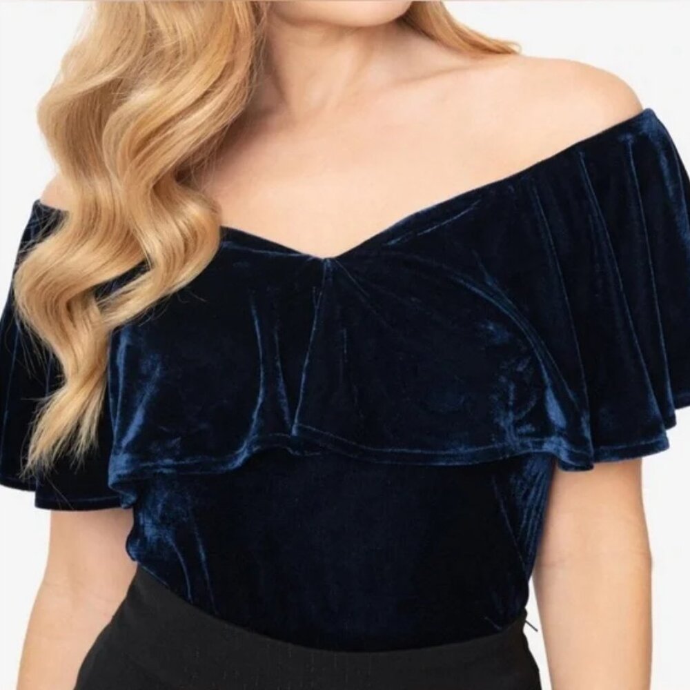 NWOT - Unique Vintage Plus Size 1950s Navy Velvet Frenchie Top
